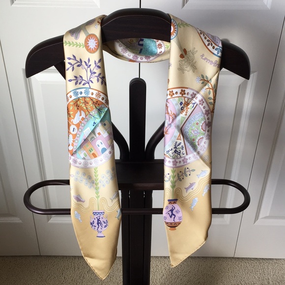 Authentic Hermès 100% Silk 90 cm Scarf “Escales Mediterraneennes” - Picture 12 of 13